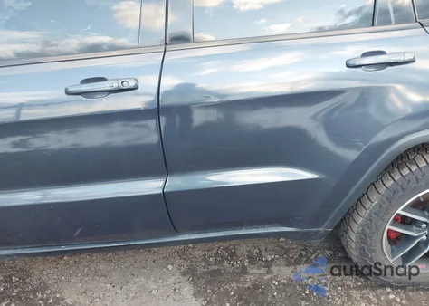 2019 Jeep Grand Cherokee Trailhawk 4X4 z USA, uszkodzony, nr VIN 1C4RJFLG7KC683722